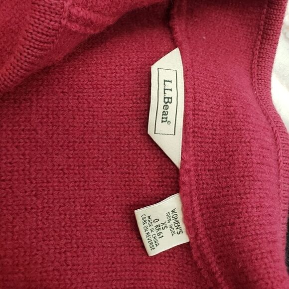 L.L. Bean Vintage Wool Sweater XS - Picture 6 of 7